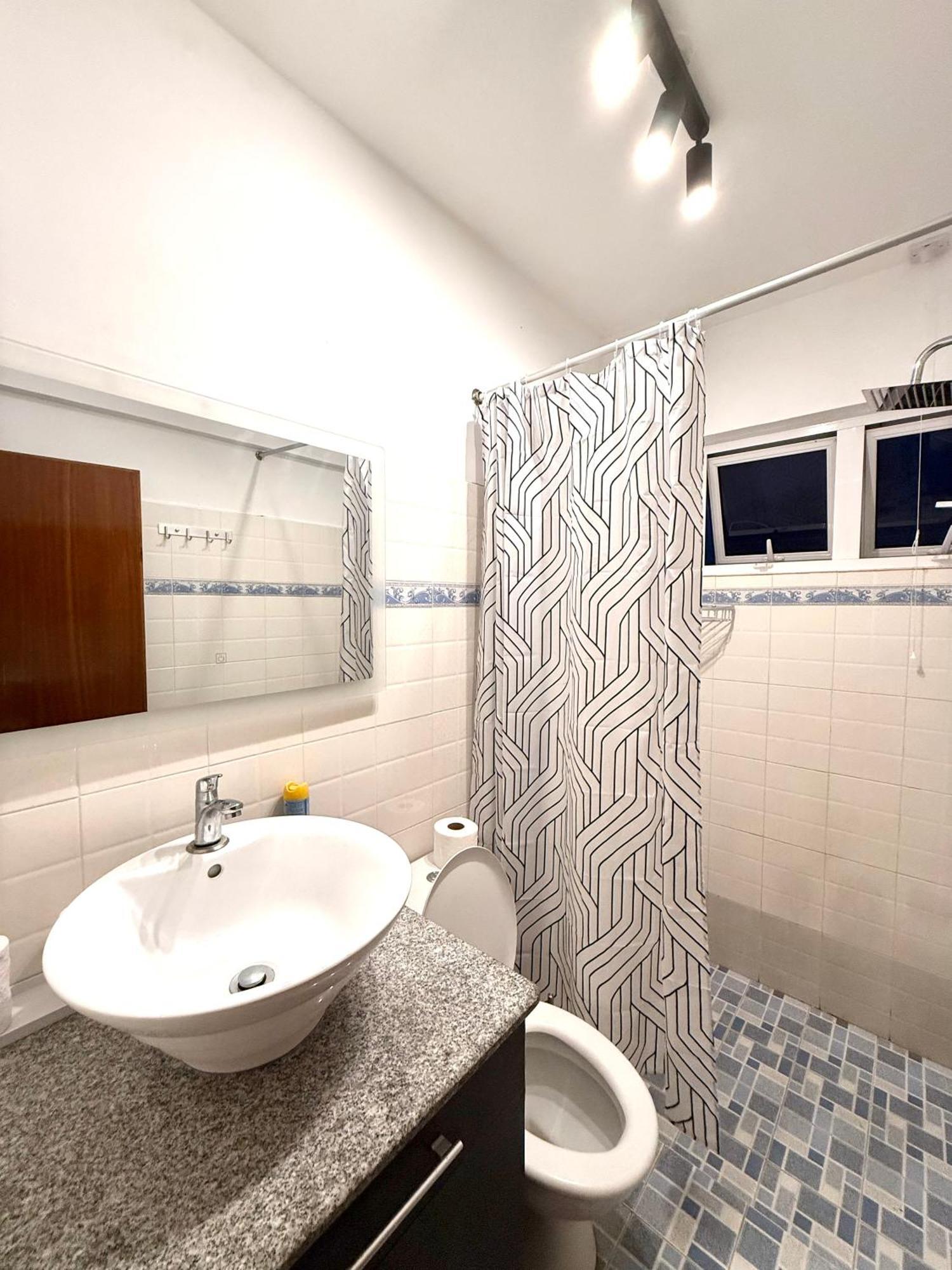 Rayon Bleu C2 Apartment Flic en Flac Bagian luar foto